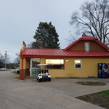 Budget Inn - Keokuk Экстерьер фото